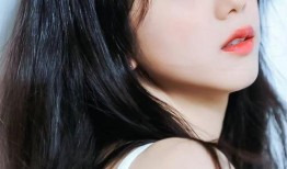 金智秀最新爆料照片大全,时尚魅力全开，美颜暴击来袭！